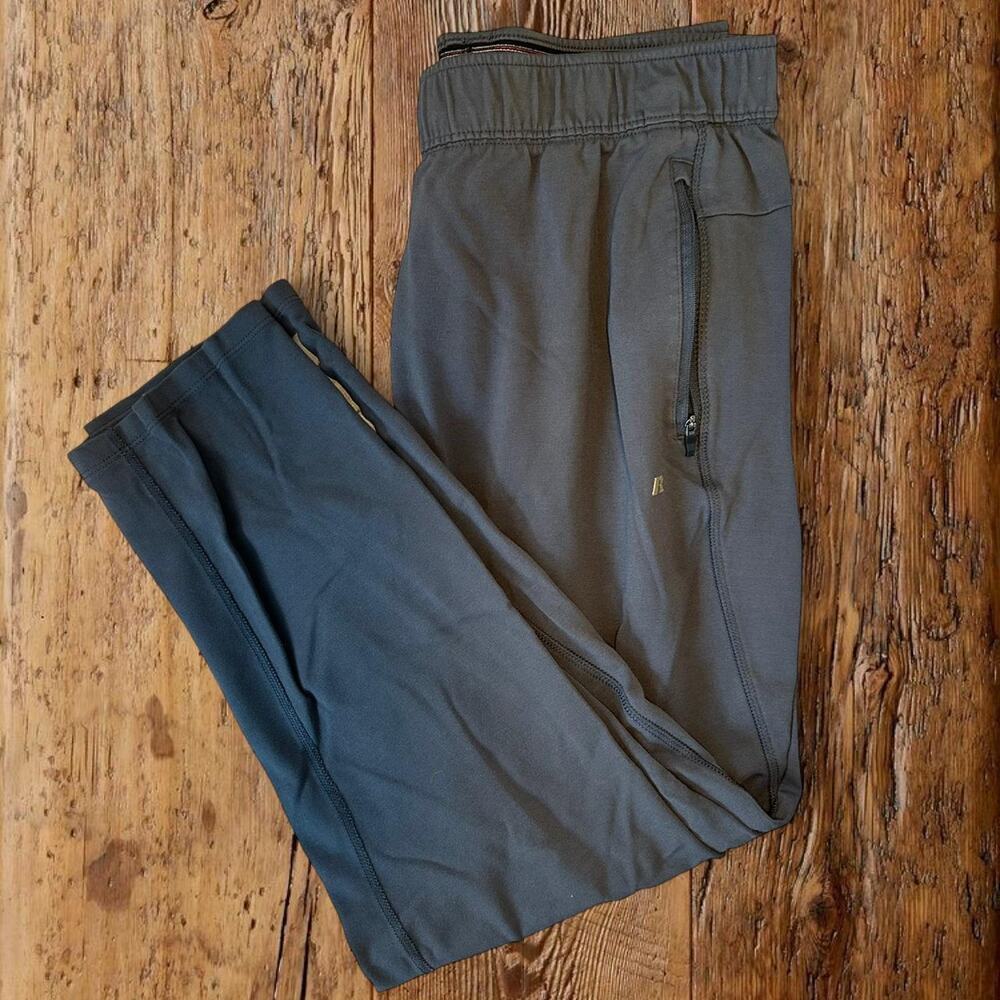Grey russell joggers with a relaxed fit